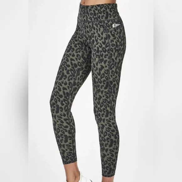 Sweaty Betty Zero Gravity Full Length Running Legging Black Olive Size Medium - Picture 1 of 16